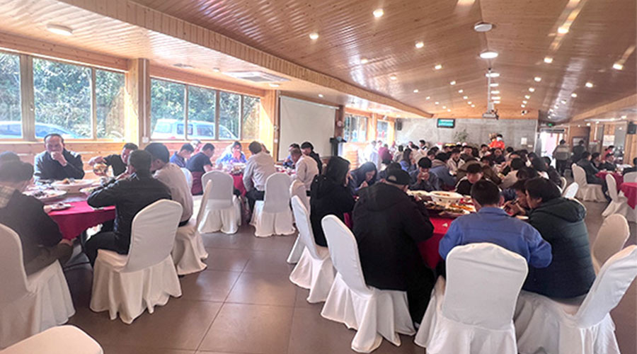 金環(huán)電器開工宴！吃飽喝足加油干迎戰(zhàn)2023！