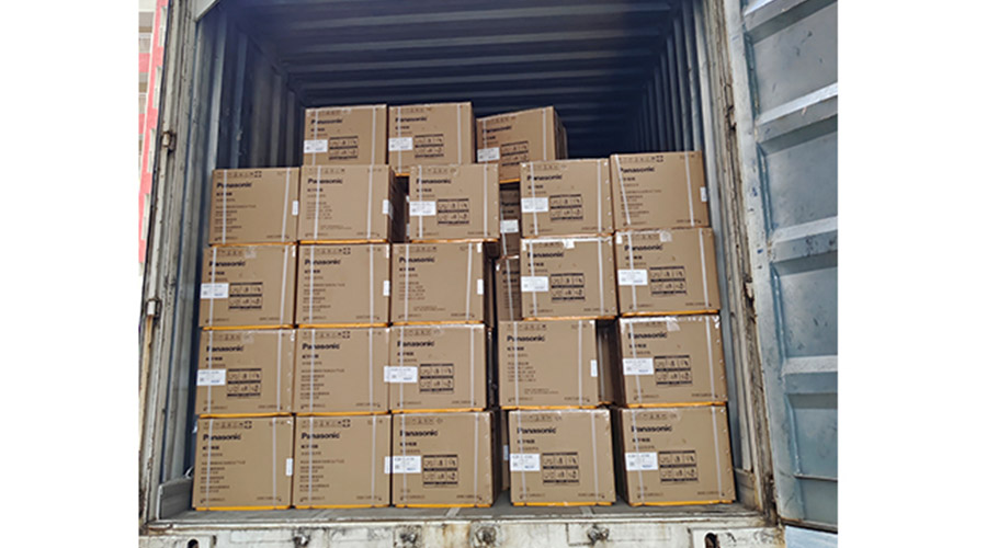 滿滿的貨物！國(guó)內(nèi)知名品牌客戶全自動(dòng)滾筒洗衣機(jī)裝柜發(fā)貨